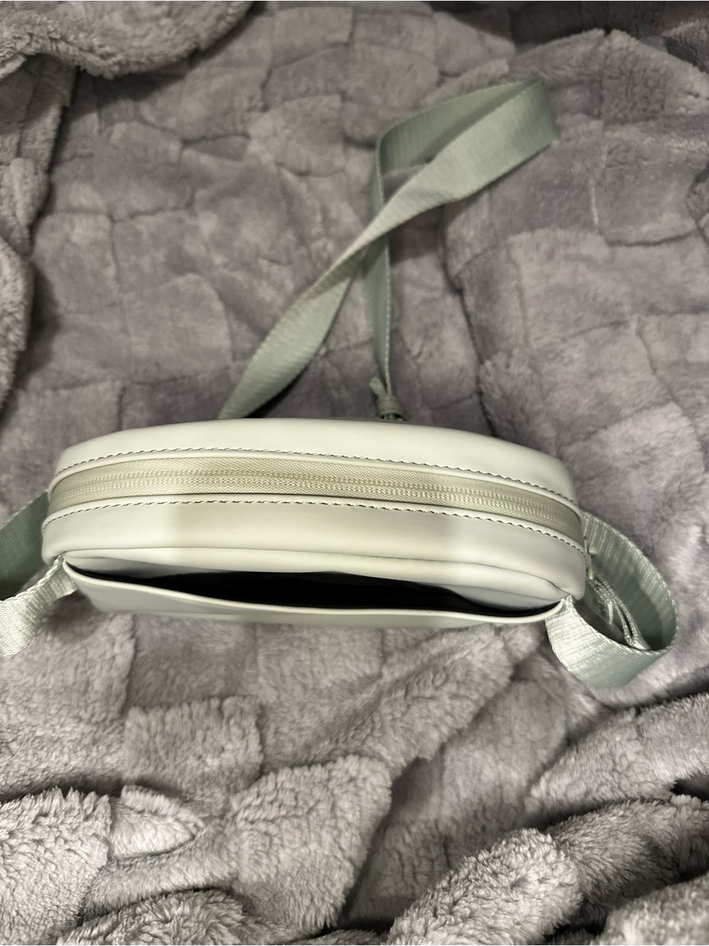 Mint Green Faux Leather Belt Bag - Picture 9 of 10